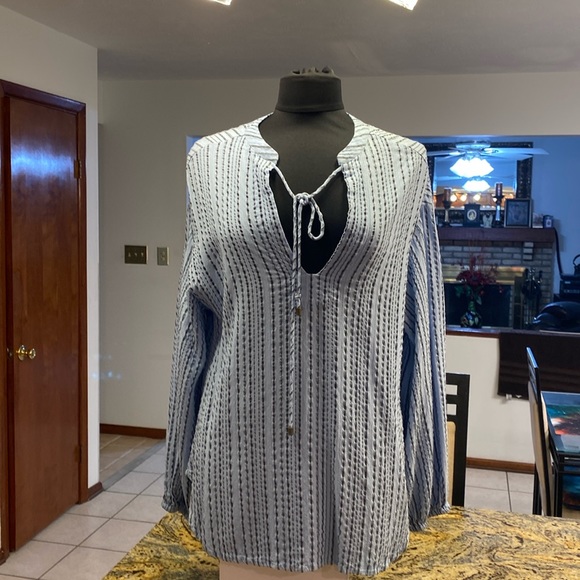 Free People Tops - Free people NWOT long sleeve top, see measurements in photos below.